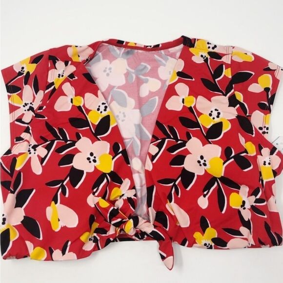 Plus Size! Slimming Control Tie-Front Bikini Top  - Picture 5 of 7